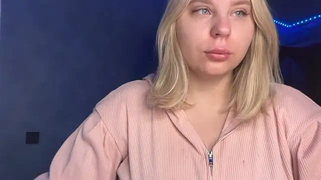 Thalia  Star online show from 11-04-25, 05:28