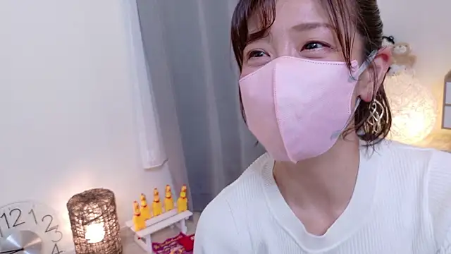 Risa 06 online show from 04-14-26, 11:49