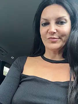 -OLYA- online show from 10-27-25, 12:31