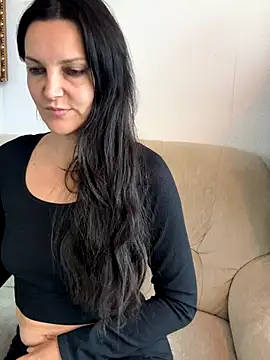 -OLYA- online show from 11-22-25, 12:15