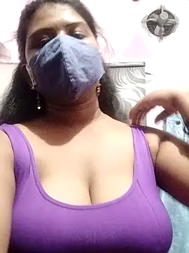 Snapshot of Dr_Chhaya chatting on 09-18-25, 04:42 Dr Chhaya online show from 09-18-25, 04:42