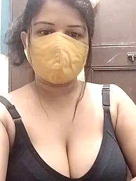 Snapshot of Dr_Chhaya chatting on 10-30-25, 05:31 Dr Chhaya online show from 10-30-25, 05:31