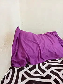 Snapshot of Hajar_charmouta1 chatting on 11-06-25, 07:26 Hajar charmouta1 online show from 11-06-25, 07:26