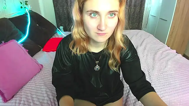 Miss Elsa  online show from 02-20-25, 09:44