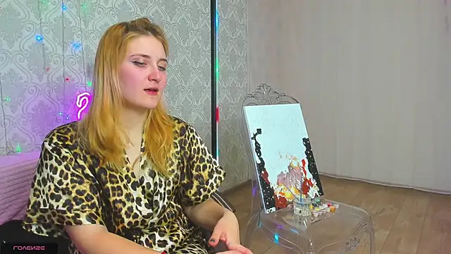 Miss Elsa  online show from 03-12-25, 03:29