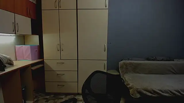 Snapshot of Miss_Elsa_ chatting on 01-15-26, 09:58 Miss Elsa online show from 01-15-26, 09:58