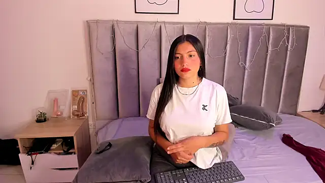 Emmy-Turnner online show from 01-30-25, 12:06