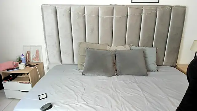 Emmy-Turnner online show from 03-15-25, 08:10