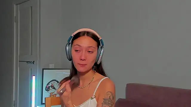 EllaSky xoxo online show from 12-26-24, 11:57