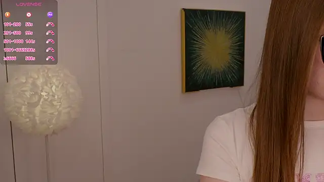 Lilly Colins online show from 02-08-25, 05:50