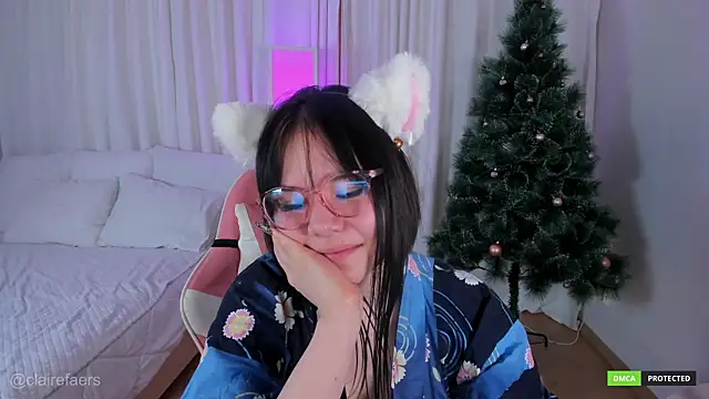 Snapshot of ClaireFaers_ chatting on 12-07-24, 12:45 ClaireFaers online show from 12-07-24, 12:45