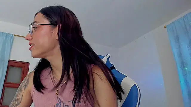 Snapshot of Camila_TransGirl chatting on 11-04-25, 06:51 Camila TransGirl online show from 11-04-25, 06:51