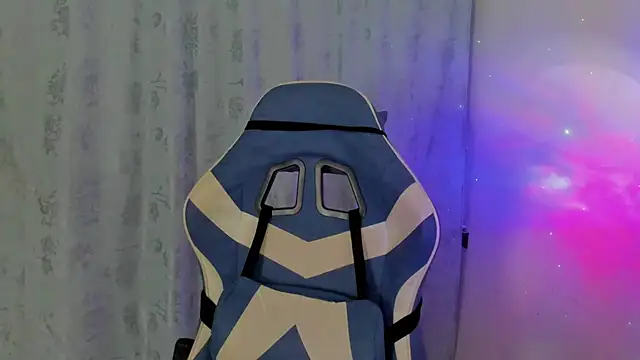 Snapshot of Camila_TransGirl chatting on 12-20-25, 04:25 Camila TransGirl online show from 12-20-25, 04:25