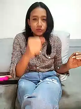 cami victoria online show from 02-10-25, 10:30