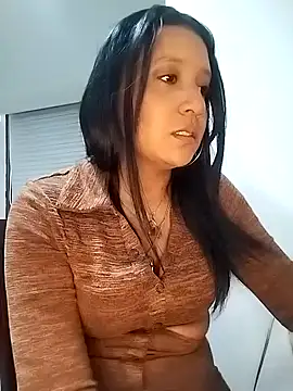 cami victoria online show from 01-05-26, 06:44