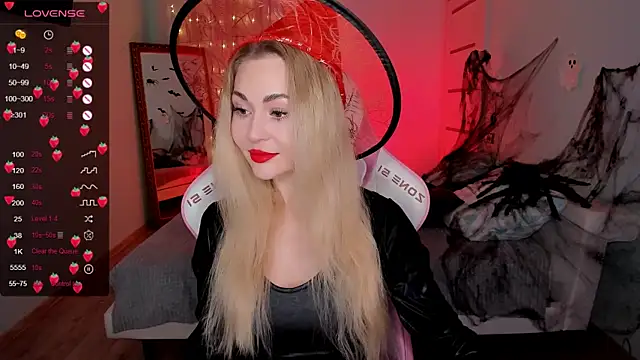 AdeleRoberts online show from 10-30-25, 02:02