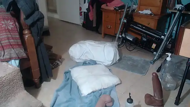 6PHUKBOI9 online show from 01-08-26, 08:55