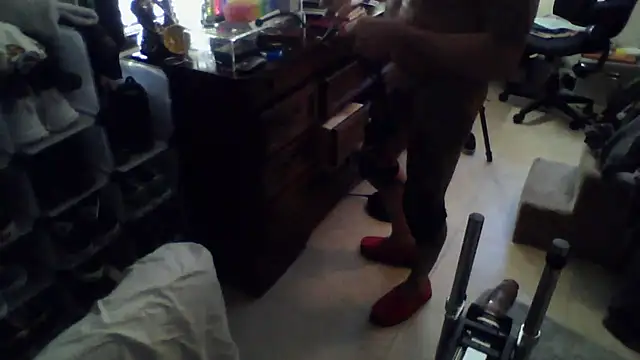 6PHUKBOI9 online show from 01-11-26, 11:32