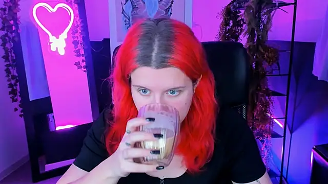 NielletaBlossom online show from 02-02-25, 05:10