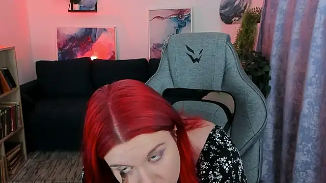 Snapshot of NielletaBlossom chatting on 02-14-26, 11:18 NielletaBlossom online show from 02-14-26, 11:18