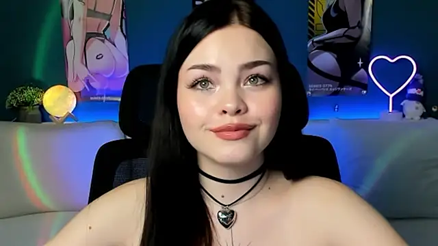 Snapshot of AkiraKatsu chatting on 12-14-24, 05:03 AkiraKatsu online show from 12-14-24, 05:03