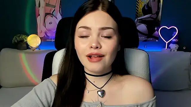 Snapshot of AkiraKatsu chatting on 12-28-24, 07:54 AkiraKatsu online show from 12-28-24, 07:54