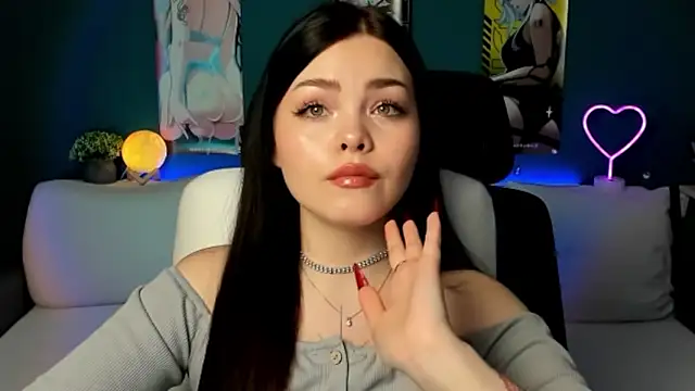 Snapshot of AkiraKatsu chatting on 01-18-25, 05:04 AkiraKatsu online show from 01-18-25, 05:04