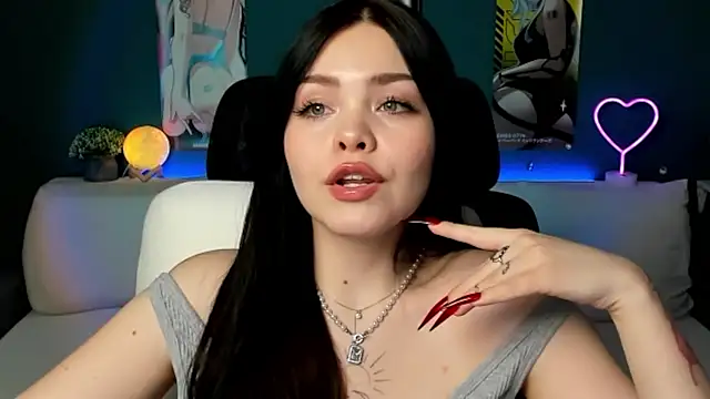 Snapshot of AkiraKatsu chatting on 01-20-25, 05:16 AkiraKatsu online show from 01-20-25, 05:16