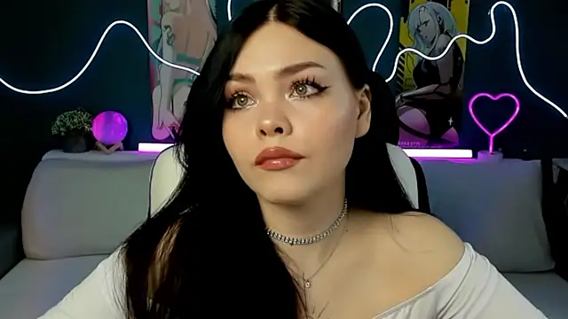 Snapshot of AkiraKatsu chatting on 02-08-25, 12:50 AkiraKatsu online show from 02-08-25, 12:50