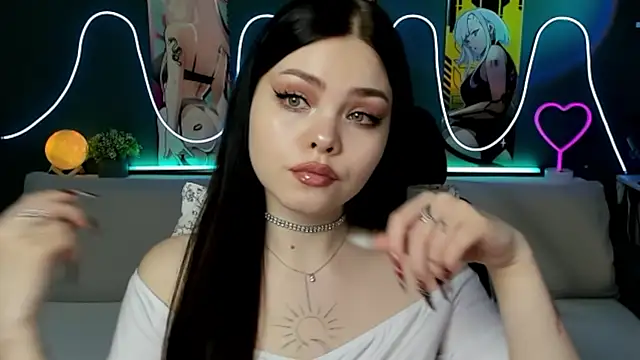 Snapshot of AkiraKatsu chatting on 03-19-25, 12:23 AkiraKatsu online show from 03-19-25, 12:23