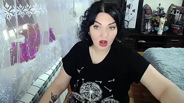Snapshot of Lady_Boom_Wild_ chatting on 01-17-25, 09:06 Lady Boom Wild online show from 01-17-25, 09:06