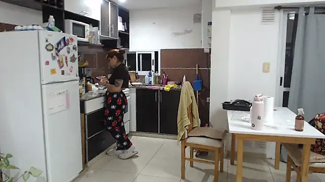 bunnylolaa4 online show from 06-01-26, 11:28