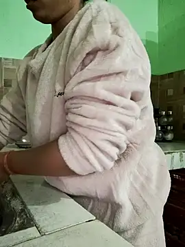 Snapshot of Kashish_SC chatting on 12-06-24, 03:00 Kashish SC online show from 12-06-24, 03:00