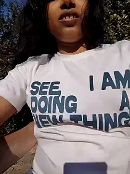 Snapshot of Kashish_SC chatting on 12-14-24, 08:34 Kashish SC online show from 12-14-24, 08:34