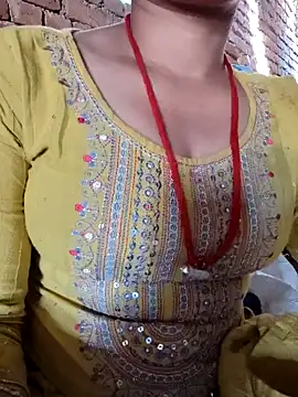 Snapshot of Kashish_SC chatting on 02-15-25, 06:23 Kashish SC online show from 02-15-25, 06:23