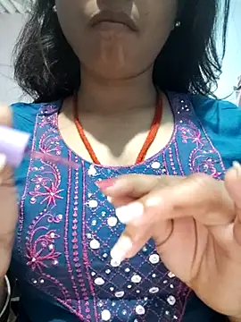 Snapshot of Kashish_SC chatting on 03-07-25, 03:18 Kashish SC online show from 03-07-25, 03:18