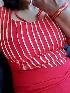 Snapshot of Kashish_SC chatting on 03-13-25, 09:43 Kashish SC online show from 03-13-25, 09:43