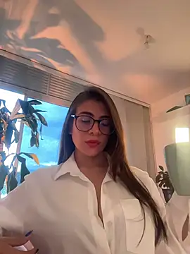 Snapshot of MariaIsabella8 chatting on 05-13-26, 10:38 MariaIsabella8 online show from 05-13-26, 10:38