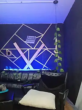 Gelena Black online show from 10-28-25, 12:19