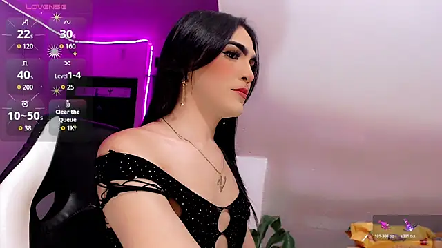 Snapshot of Venecia_Sweet chatting on 12-16-25, 10:15 Venecia Sweet online show from 12-16-25, 10:15