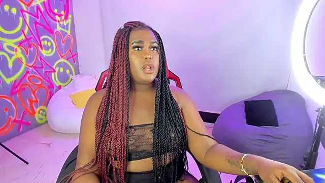 Snapshot of GEANNAROSE chatting on 02-04-25, 11:16 GEANNAROSE online show from 02-04-25, 11:16