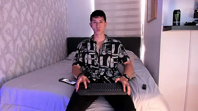 Dorianmistery2322  online show from 02-07-25, 03:41