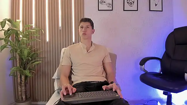 Dorianmistery2322  online show from 02-03-26, 04:10