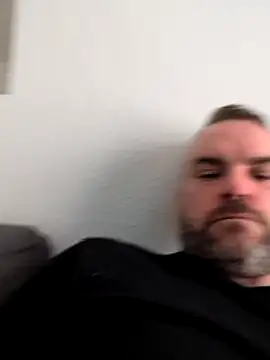 Snapshot of Deeptharot--001 chatting on 04-09-26, 06:19 Deeptharot--001 online show from 04-09-26, 06:19