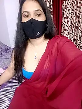 Snapshot of ZARINA_JACK chatting on 11-05-25, 04:29 ZARINA JACK online show from 11-05-25, 04:29