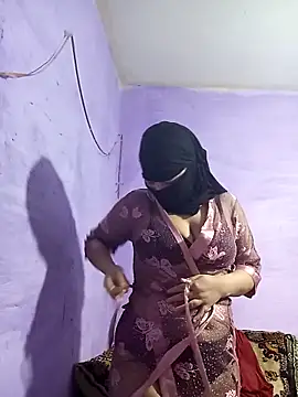 Sirinsx online show from 02-19-25, 08:52