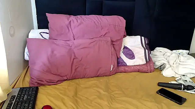 Busty-Londie online show from 10-26-25, 08:53