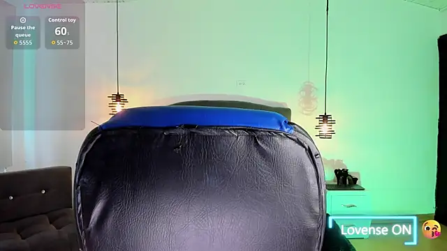 Snapshot of anne_parker chatting on 01-08-26, 02:41 anne parker online show from 01-08-26, 02:41