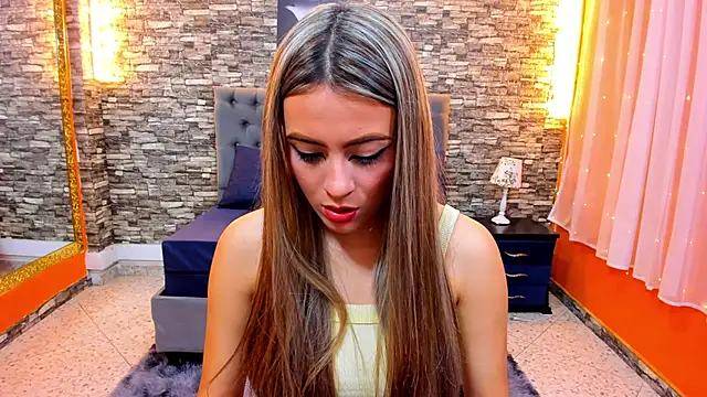 miacarperr1 online show from 02-04-25, 08:49