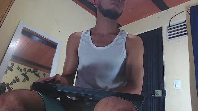 Snapshot of jhon_ath chatting on 11-02-25, 02:36 jhon ath online show from 11-02-25, 02:36